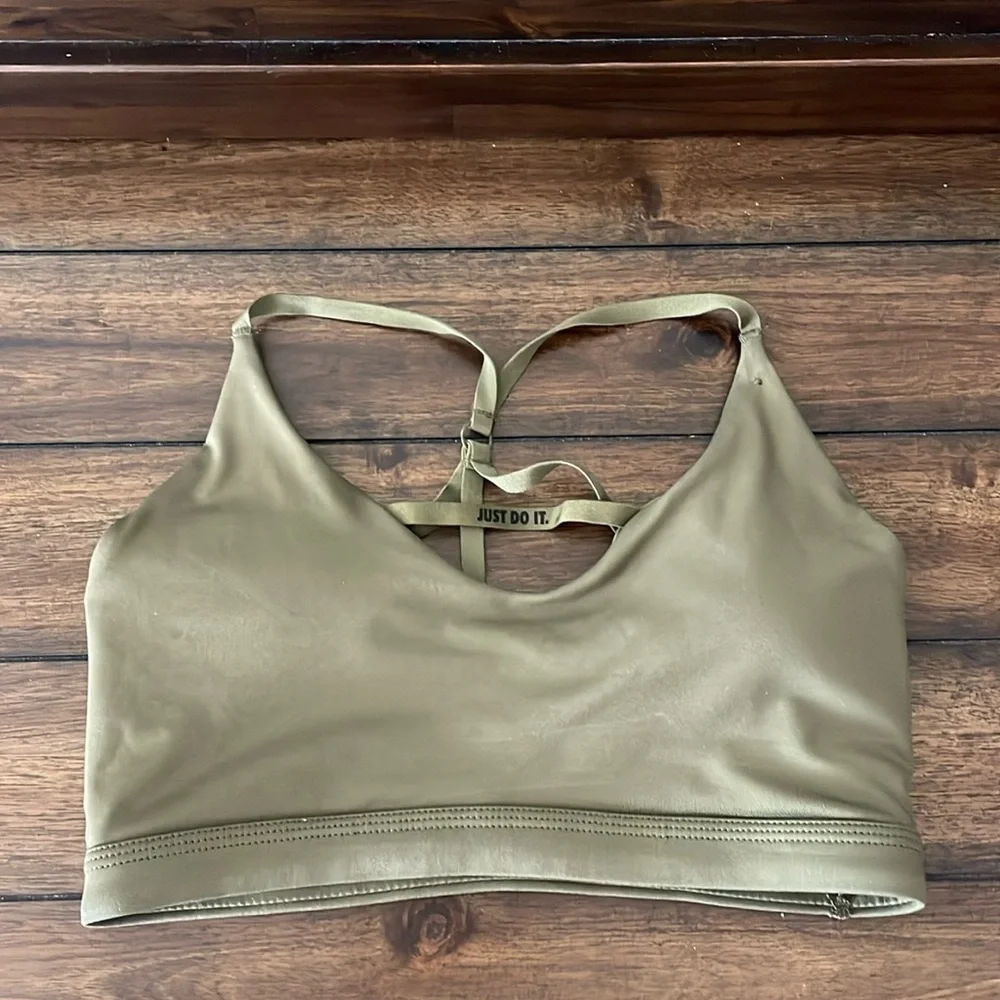 Army green Nike sports bra size medium m strapped straps